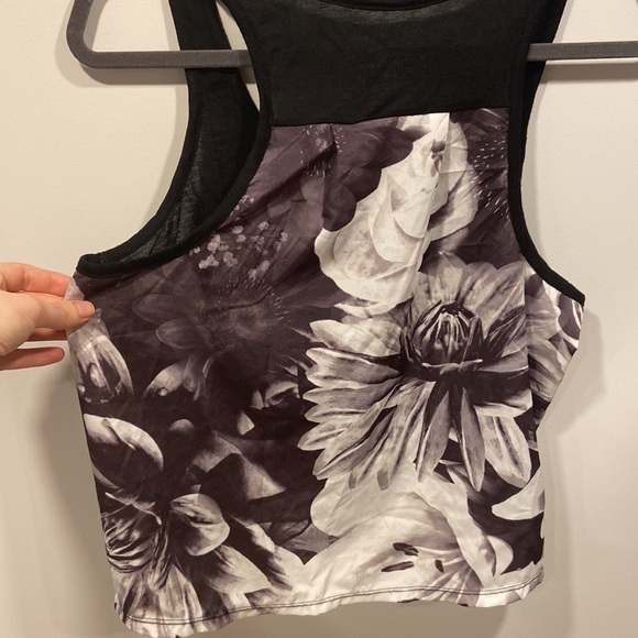 American eagle crop top - Picture 3 of 3